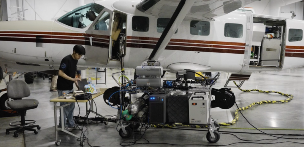 Overview Energy 将太阳能从 1.5 万呎高空传至地面，下一步挑战轨道卫星